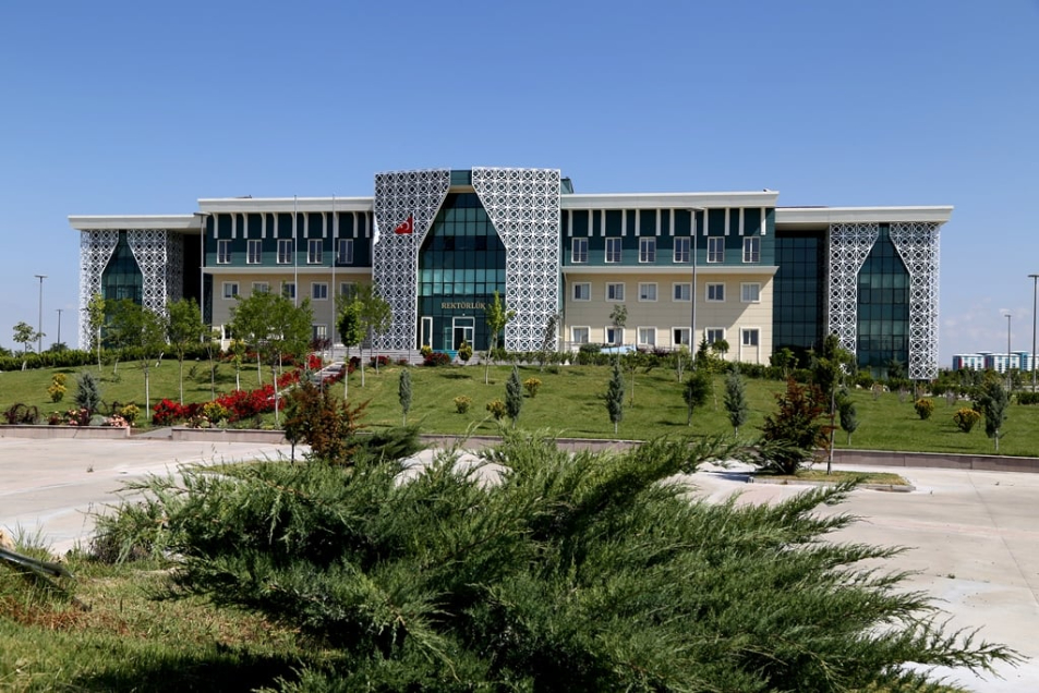 Aksaray Üniversitesi slayt görseli